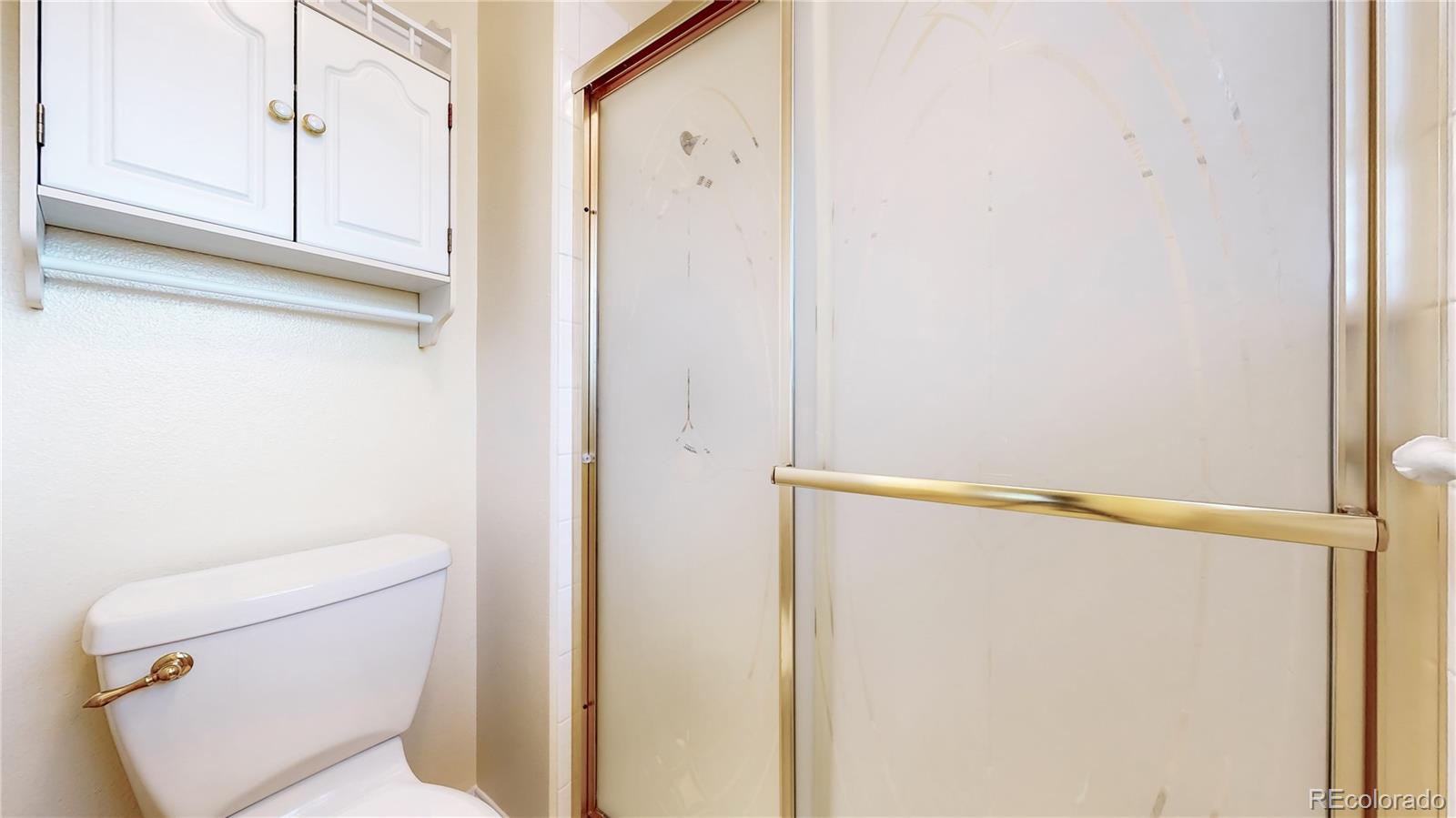 MLS Image #19 for 9002 e amherst drive,denver, Colorado