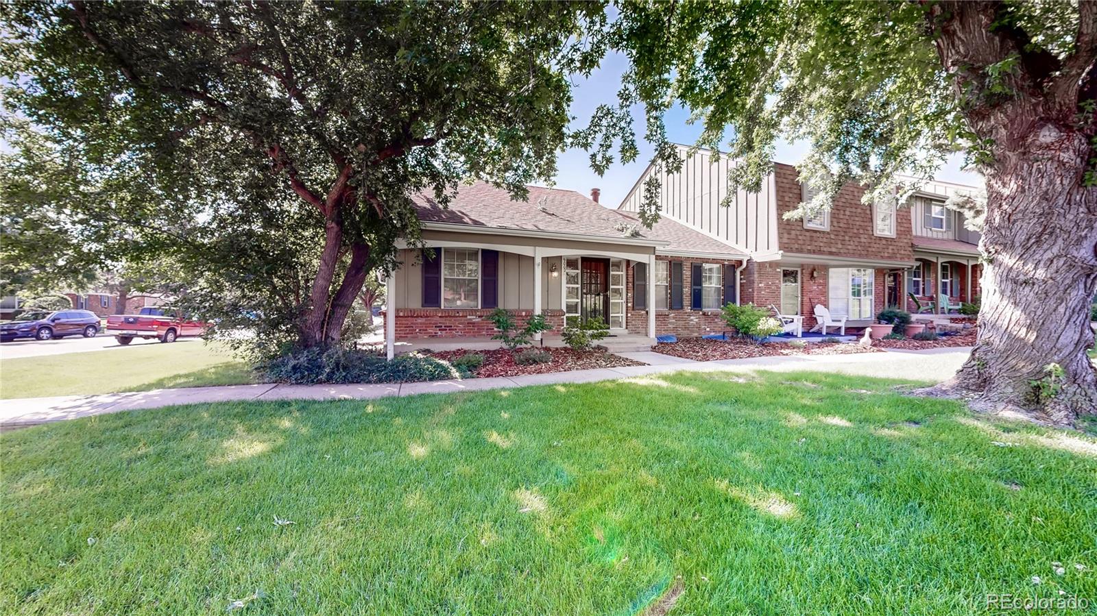 MLS Image #3 for 9002 e amherst drive,denver, Colorado