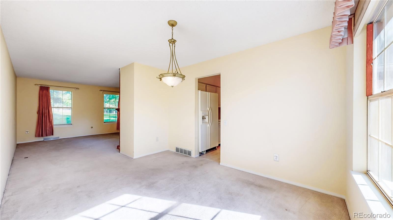 MLS Image #7 for 9002 e amherst drive,denver, Colorado