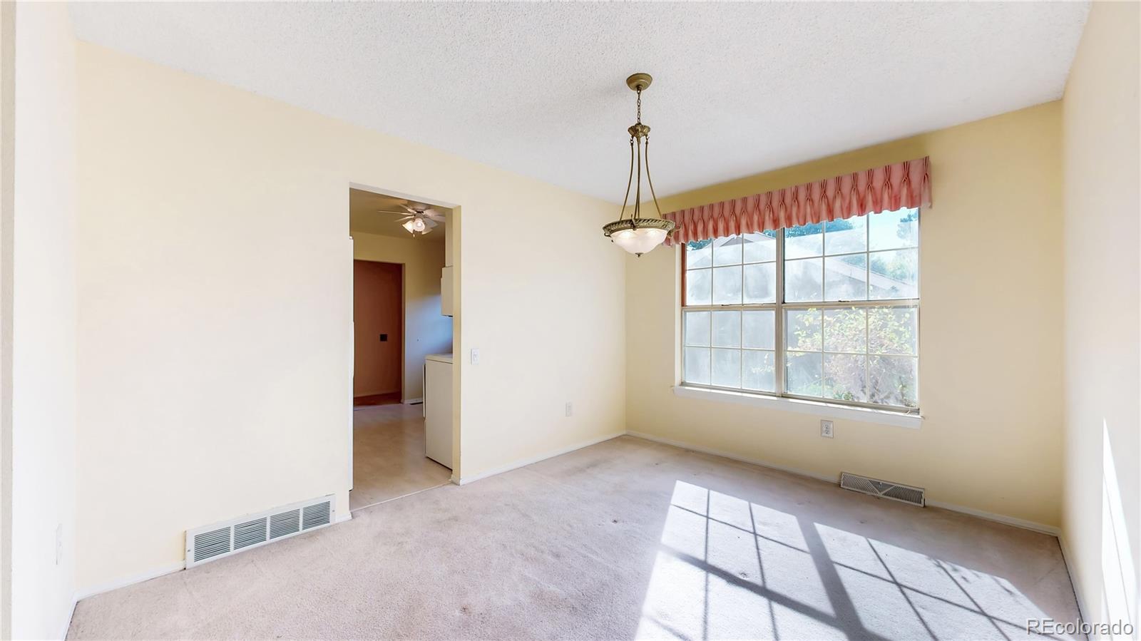 MLS Image #9 for 9002 e amherst drive,denver, Colorado