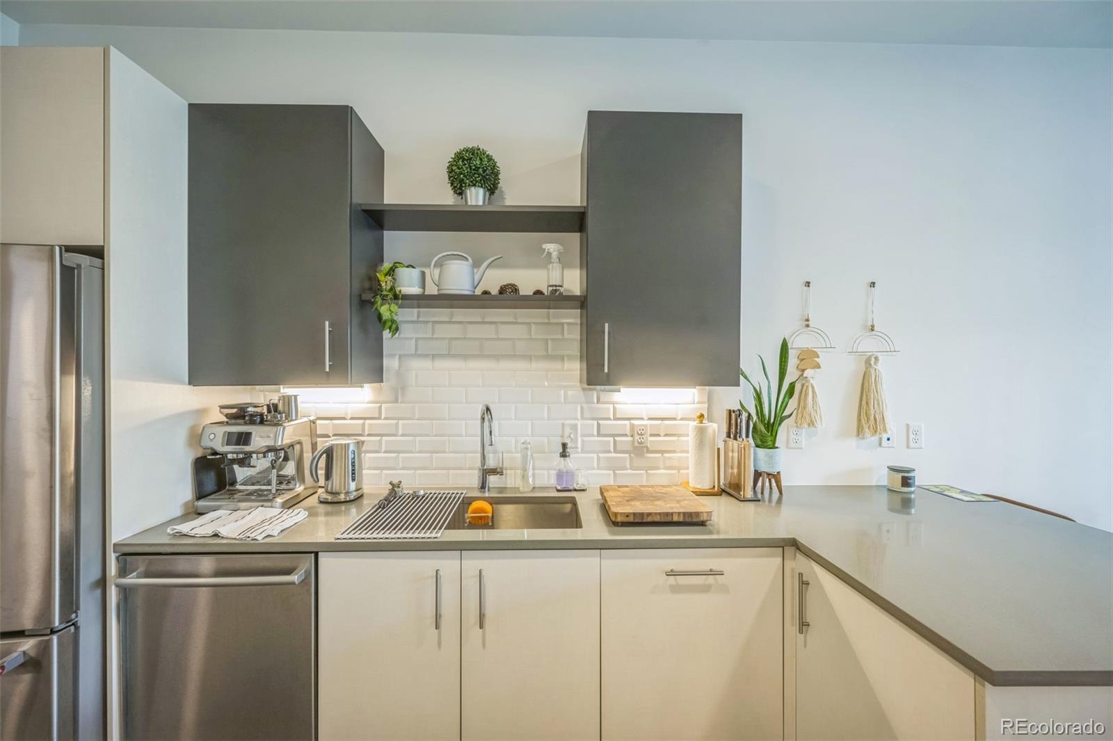 MLS Image #14 for 2525  arapahoe street,denver, Colorado