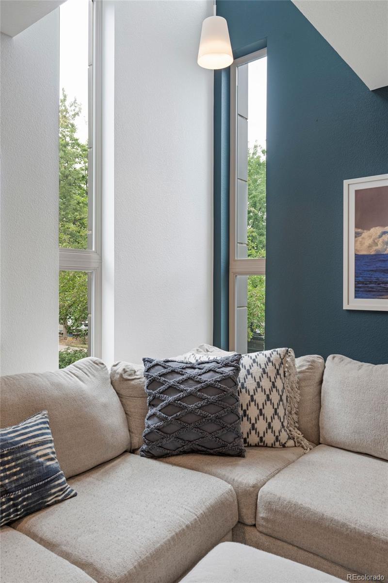 MLS Image #12 for 1735 s pennsylvania street,denver, Colorado