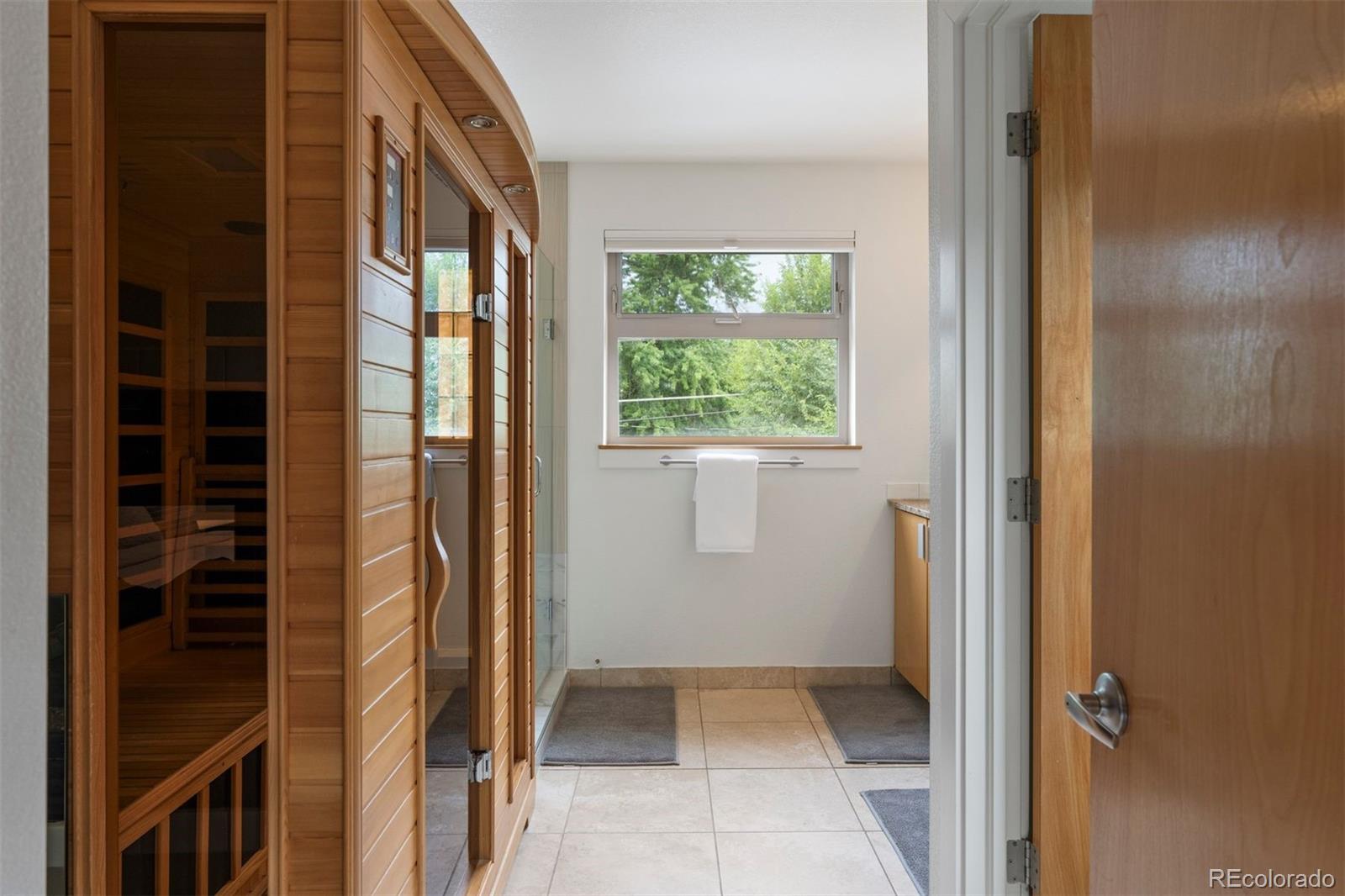 MLS Image #17 for 1735 s pennsylvania street,denver, Colorado