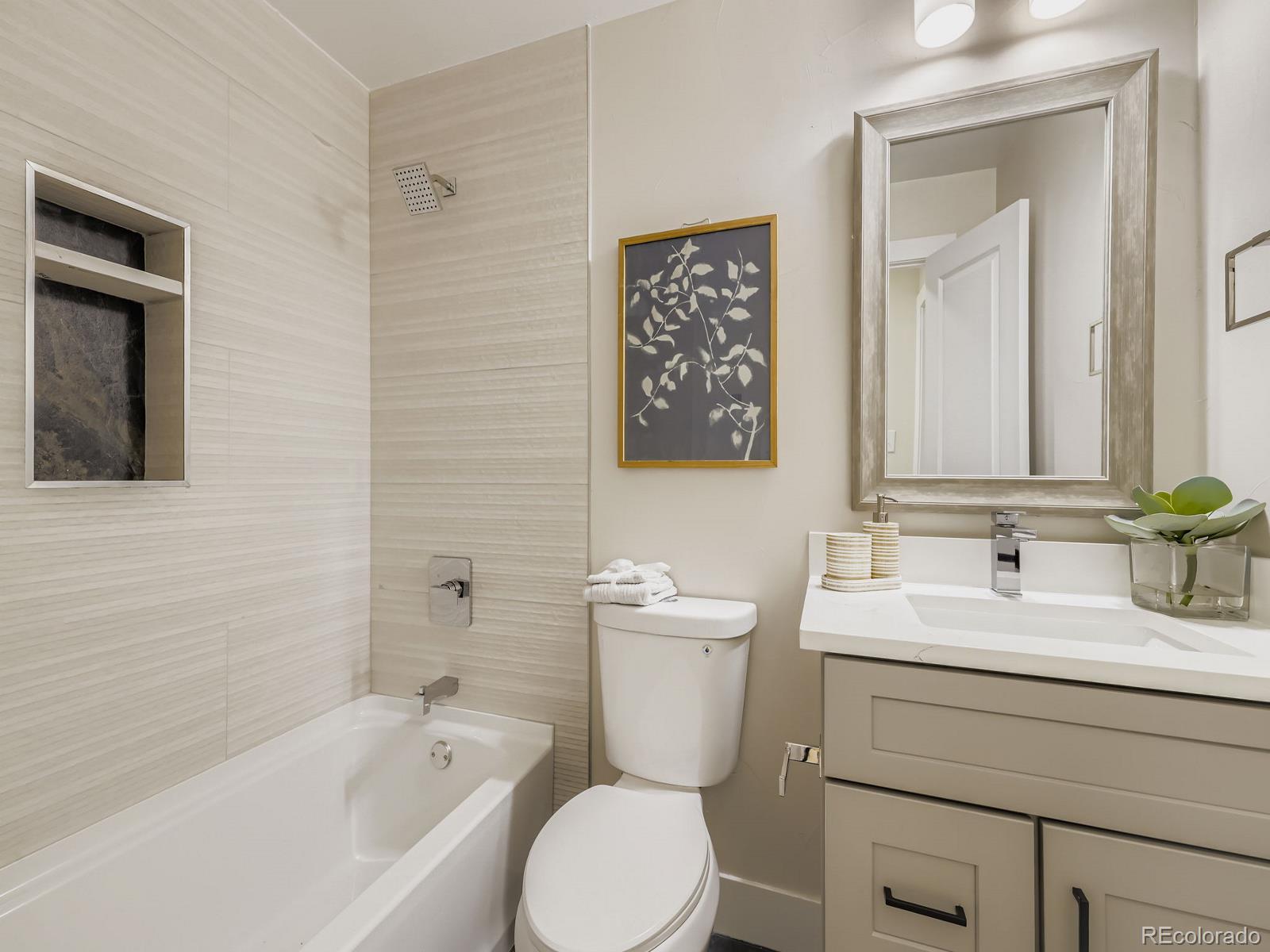 MLS Image #20 for 5610 e amherst avenue,denver, Colorado