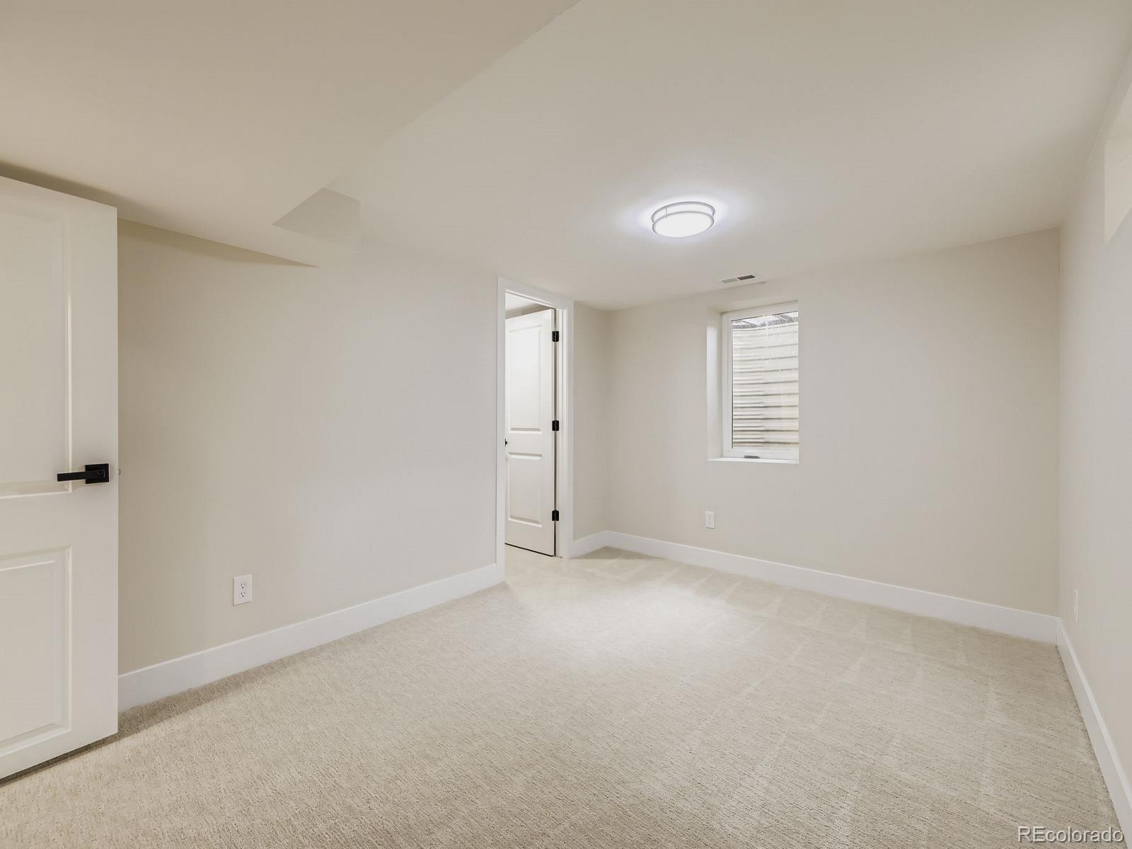 MLS Image #24 for 5610 e amherst avenue,denver, Colorado