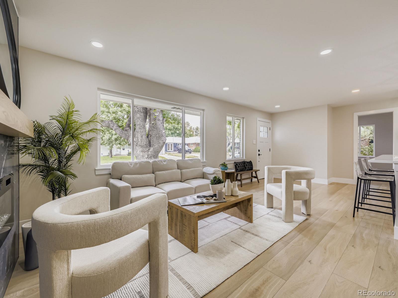 MLS Image #3 for 5610 e amherst avenue,denver, Colorado