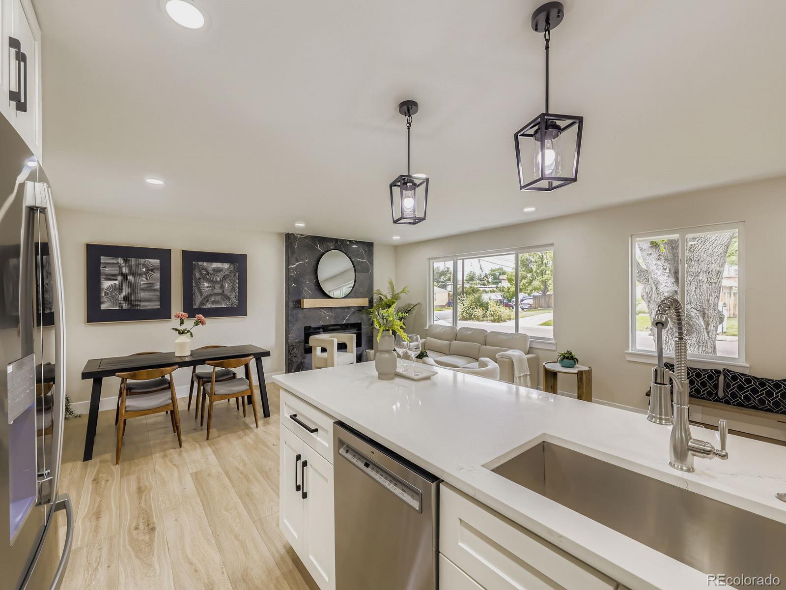 MLS Image #9 for 5610 e amherst avenue,denver, Colorado