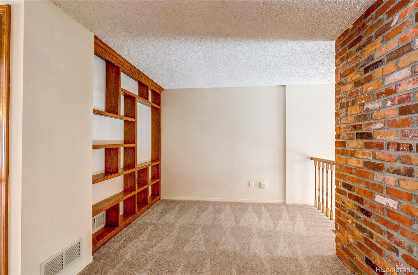 MLS Image #12 for 993 s evanston circle,aurora, Colorado