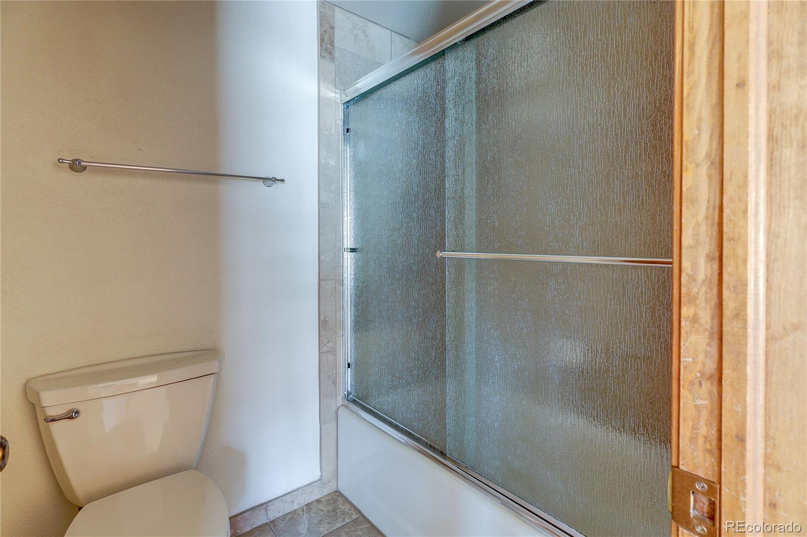 MLS Image #22 for 993 s evanston circle,aurora, Colorado