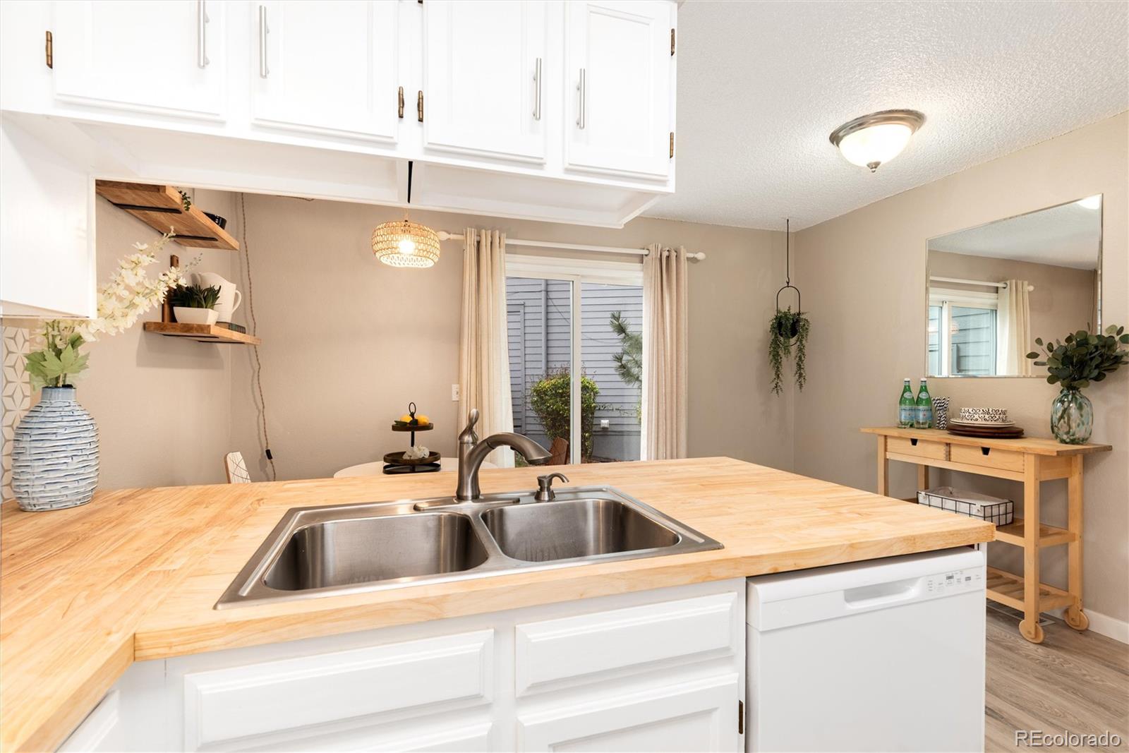 MLS Image #15 for 9680 w cornell place,lakewood, Colorado