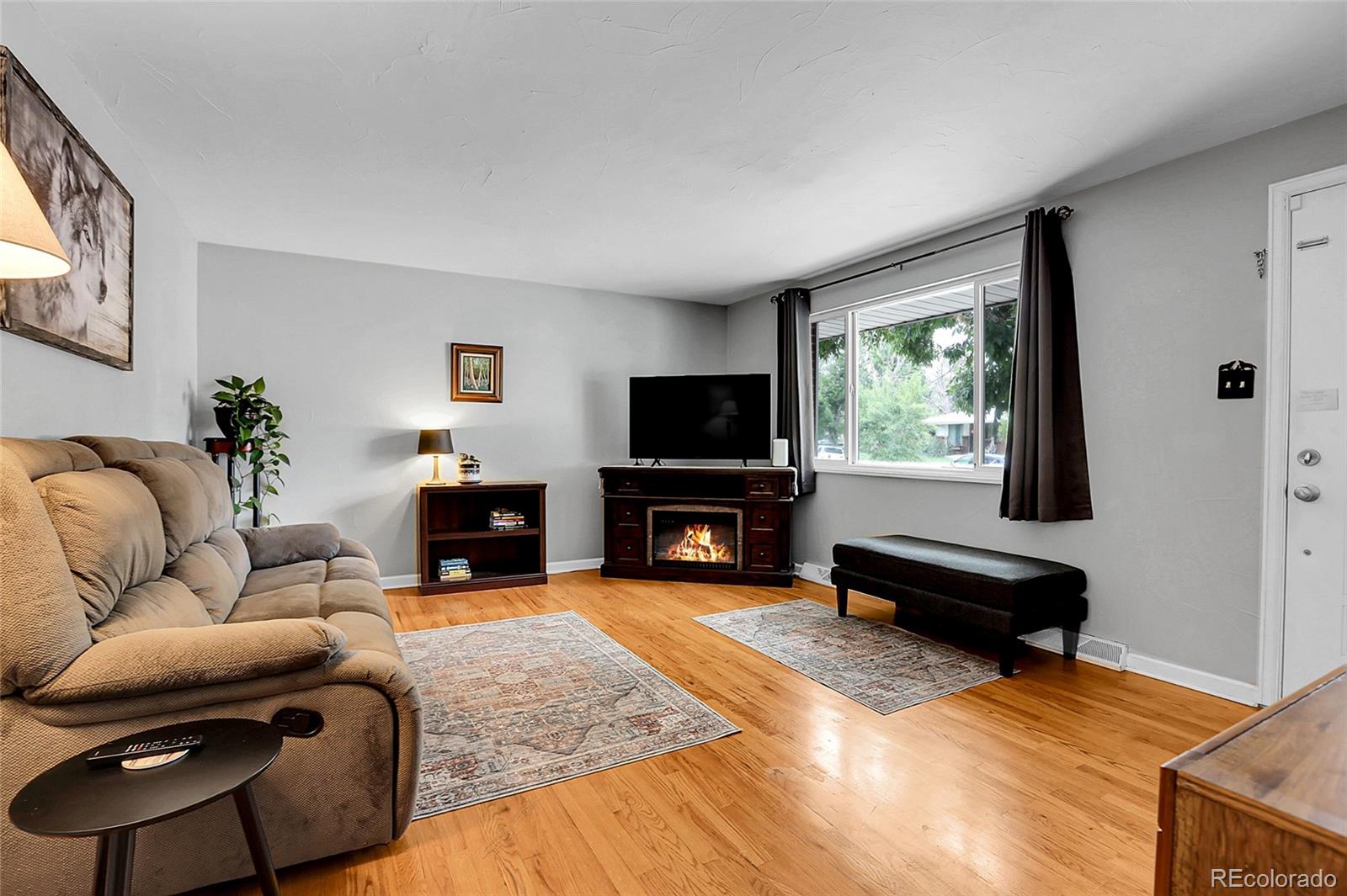 MLS Image #3 for 6714  gray court,arvada, Colorado