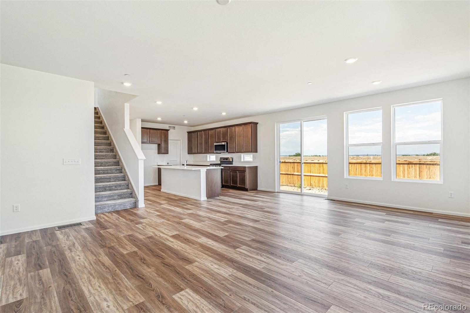 MLS Image #4 for 11049  ursula street,commerce city, Colorado