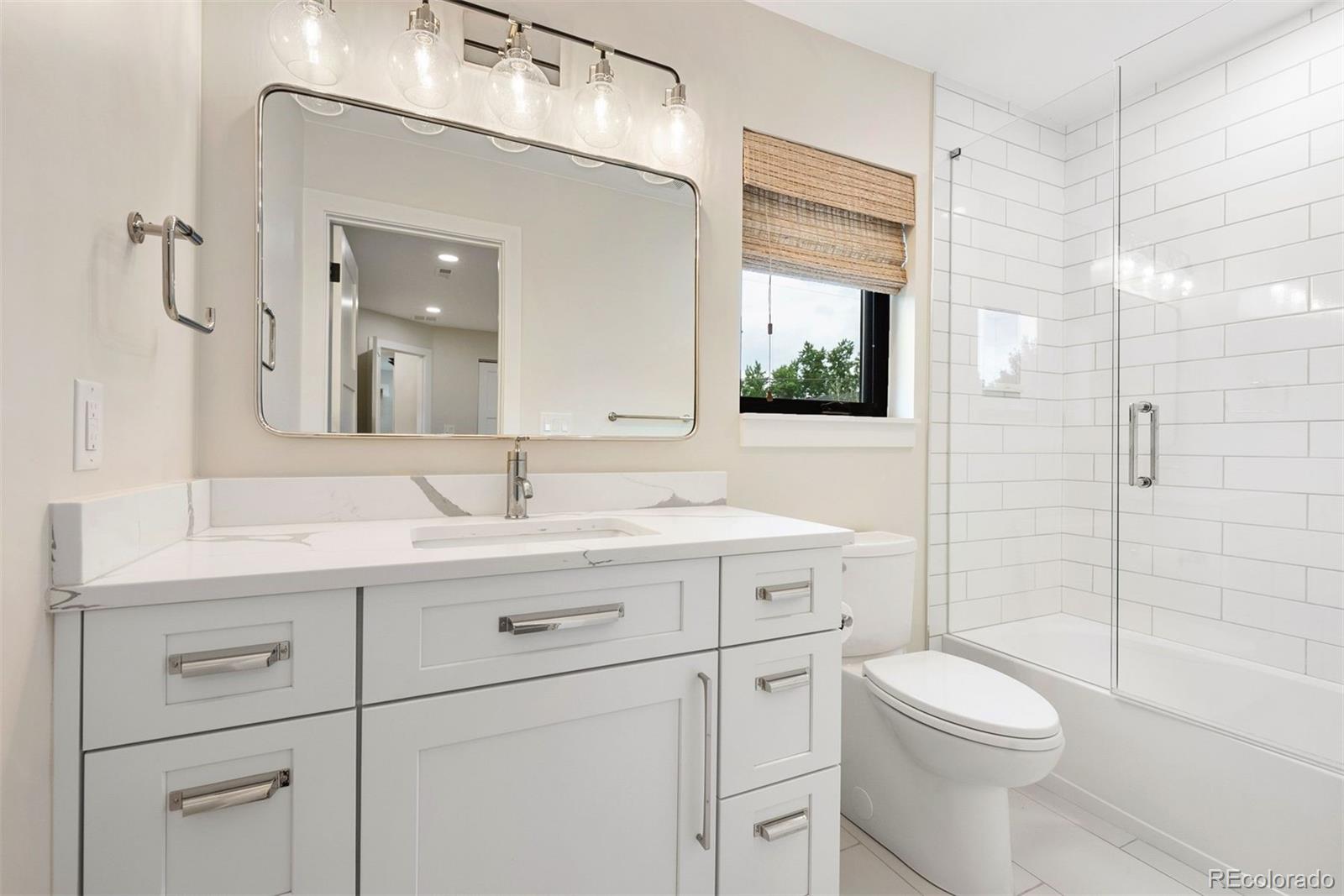 MLS Image #19 for 732 s clarkson street,denver, Colorado