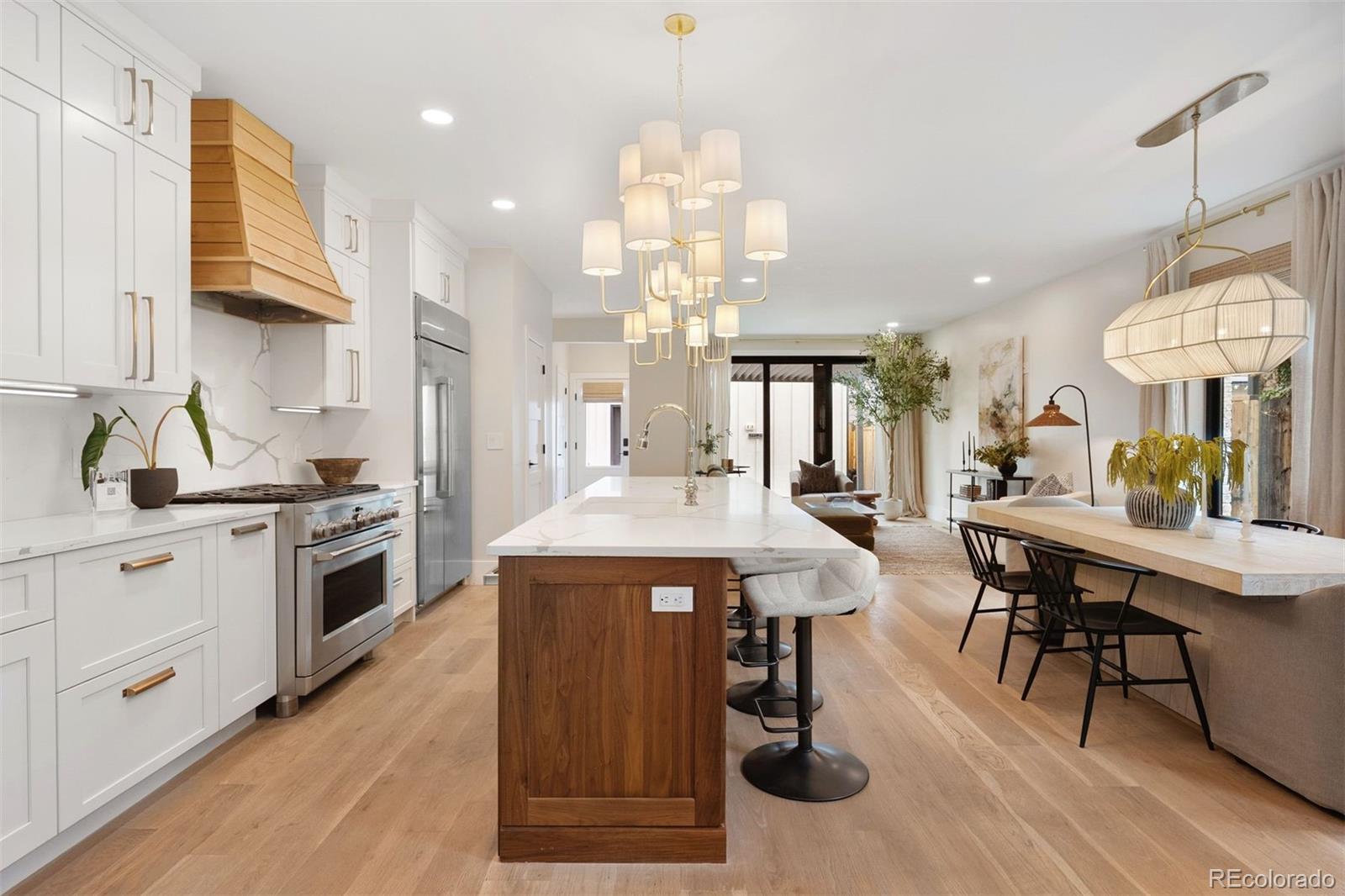 MLS Image #4 for 732 s clarkson street,denver, Colorado