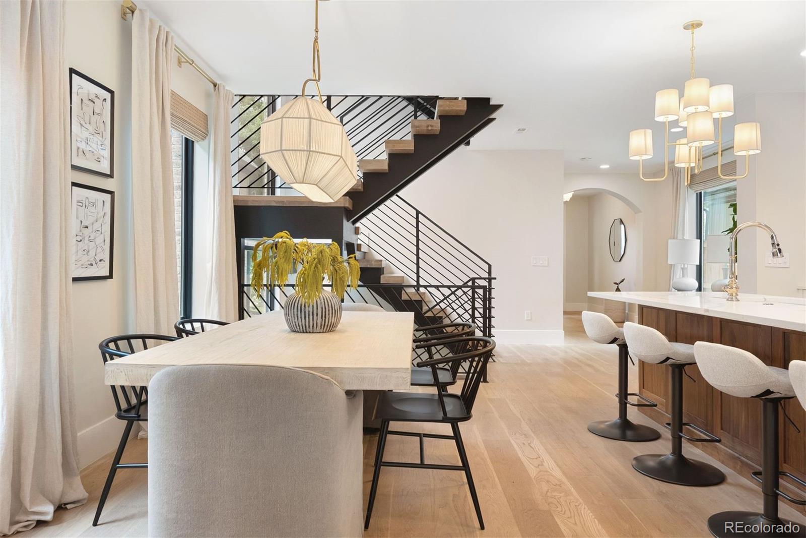 MLS Image #6 for 732 s clarkson street,denver, Colorado