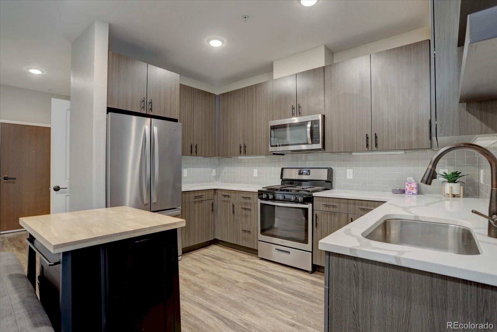 MLS Image #5 for 2729 w 28th avenue,denver, Colorado