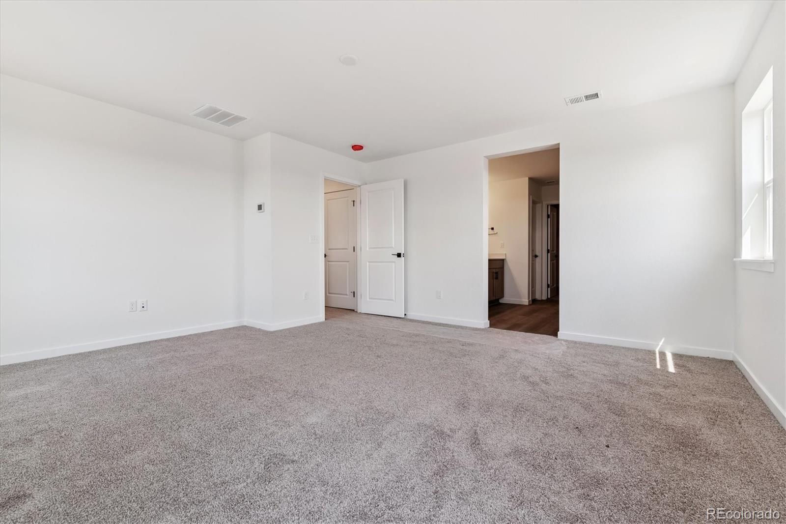 MLS Image #17 for 25010 e 42nd avenue,aurora, Colorado