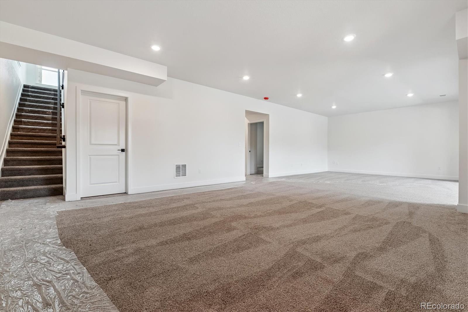 MLS Image #26 for 25010 e 42nd avenue,aurora, Colorado