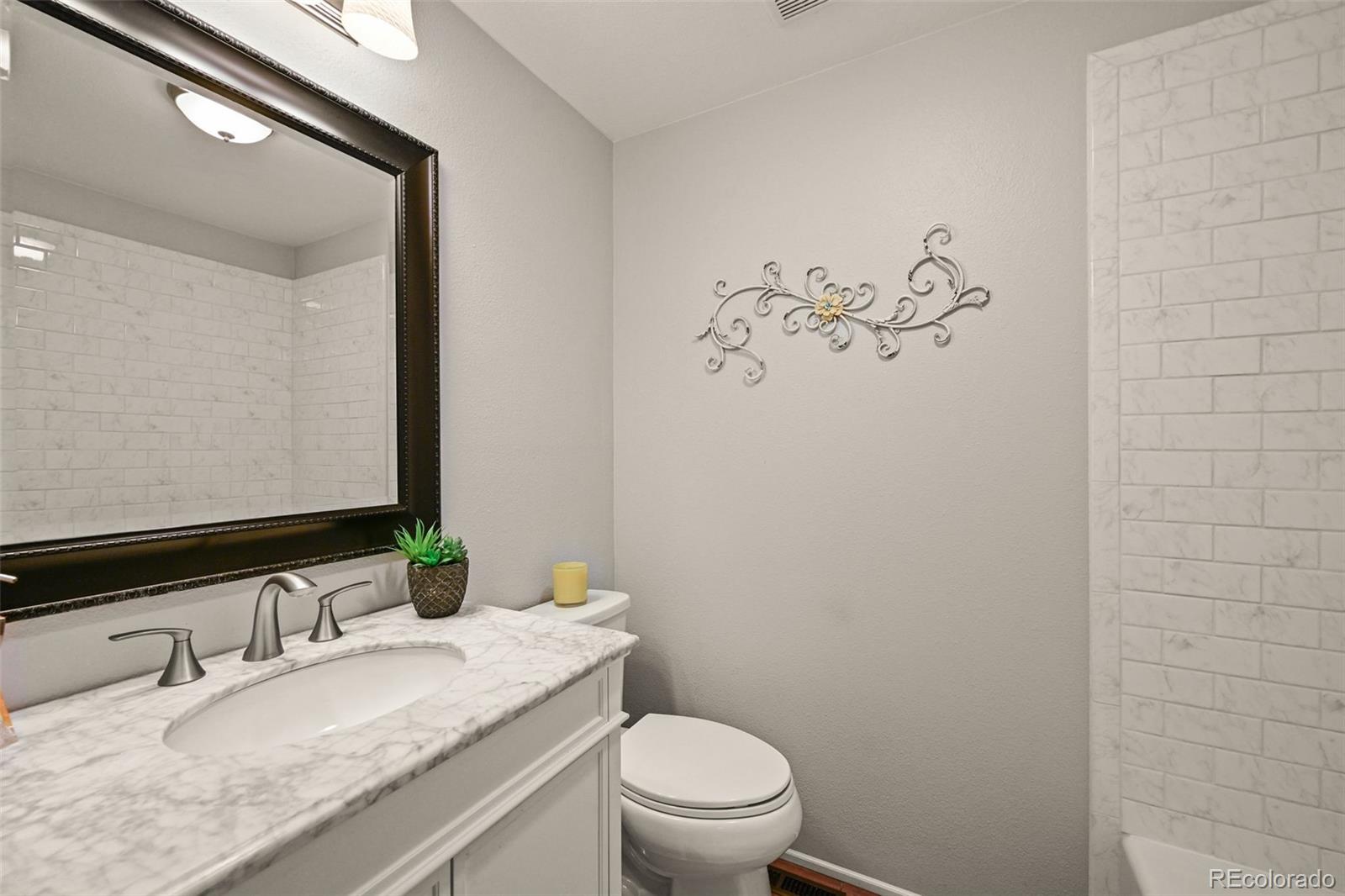 MLS Image #27 for 7039 e briarwood drive,centennial, Colorado