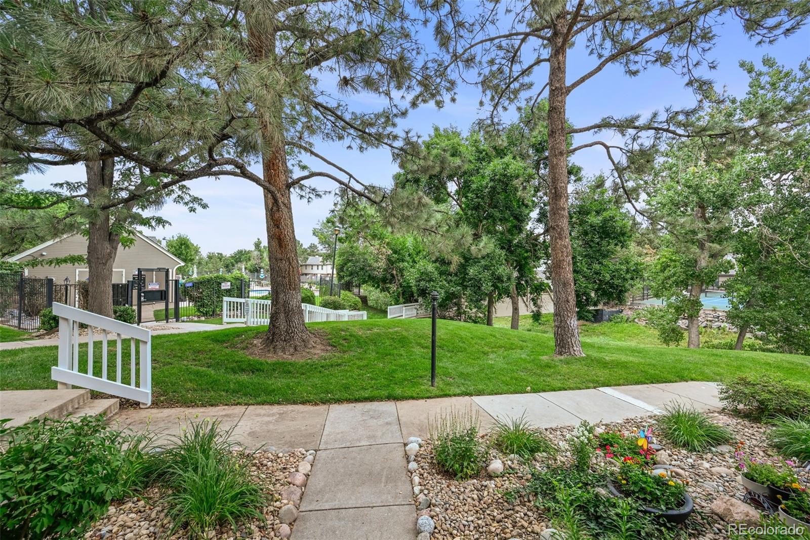 MLS Image #5 for 7039 e briarwood drive,centennial, Colorado