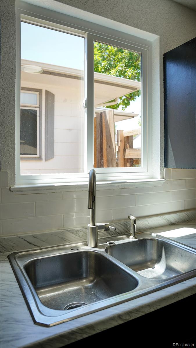 MLS Image #7 for 711 s lipan street,denver, Colorado