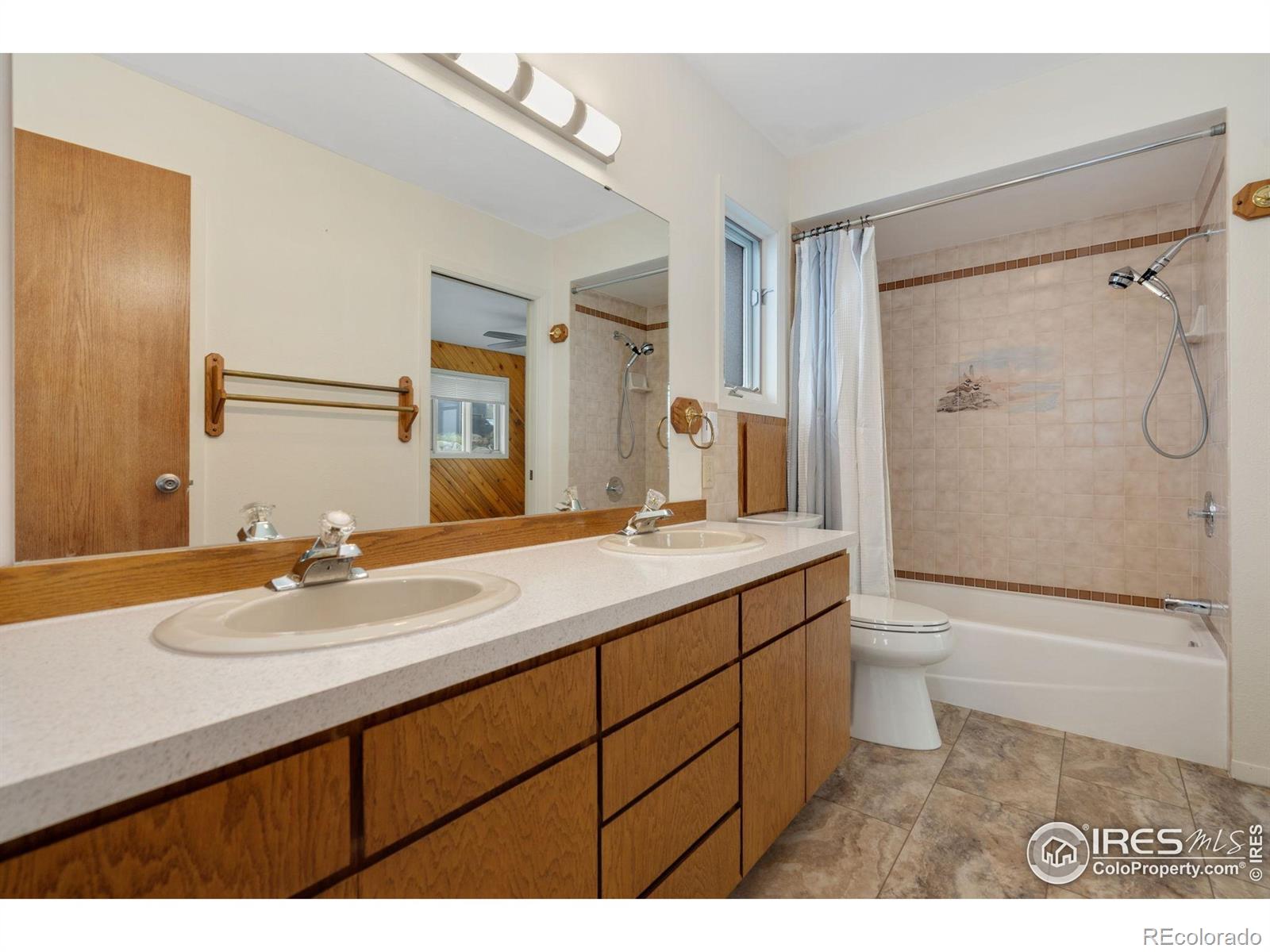 MLS Image #15 for 4945  sandstone drive,fort collins, Colorado