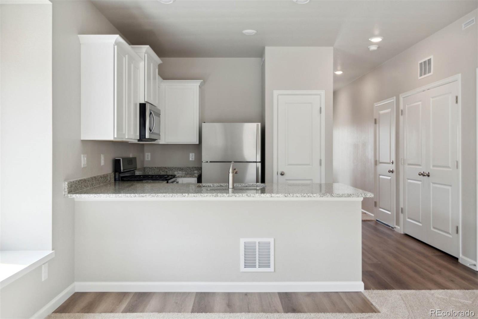 MLS Image #8 for 5863  sawdust drive,brighton, Colorado