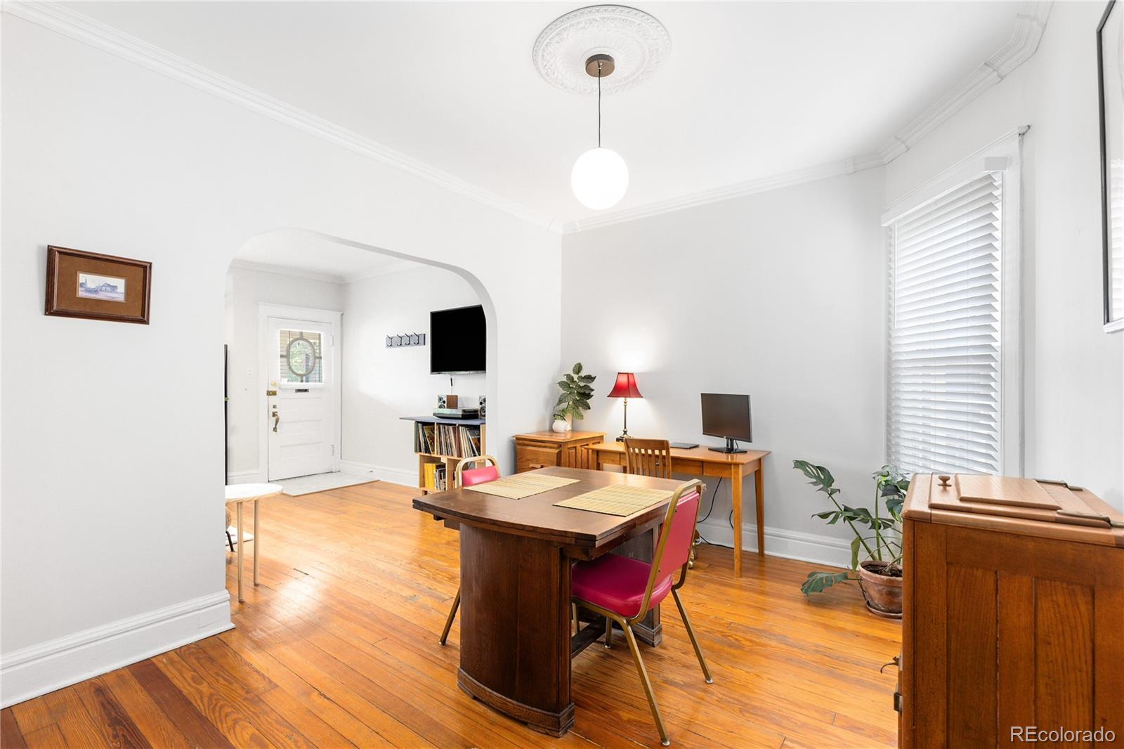 MLS Image #11 for 579 n pennsylvania street,denver, Colorado