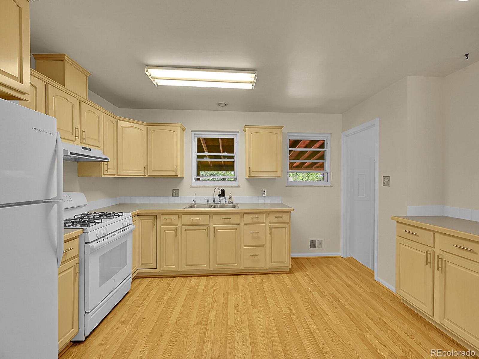 MLS Image #2 for 11350  corona drive,northglenn, Colorado