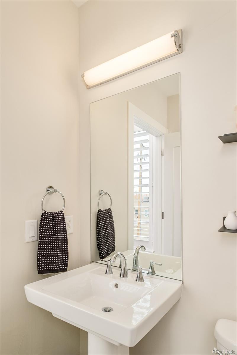 MLS Image #14 for 1953 w 34th avenue,denver, Colorado