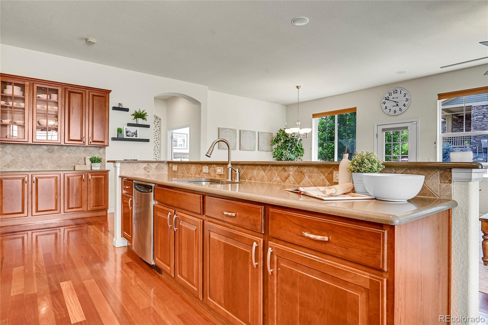 MLS Image #7 for 27707 e kettle place,aurora, Colorado