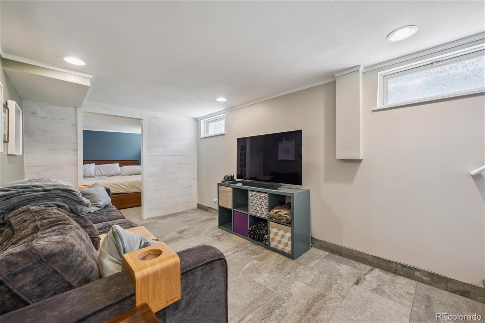 MLS Image #16 for 4353 s lincoln street,englewood, Colorado