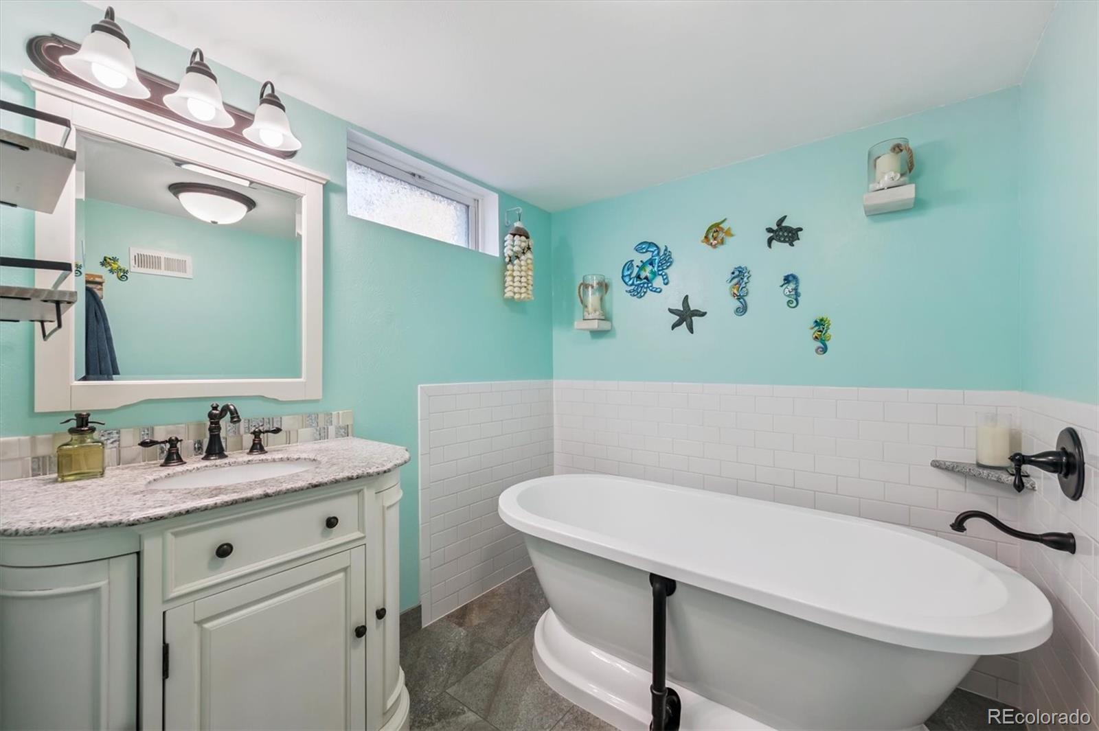 MLS Image #23 for 4353 s lincoln street,englewood, Colorado