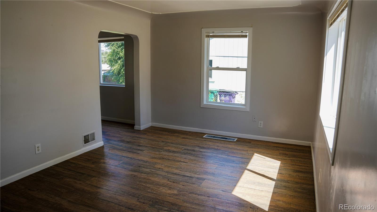 MLS Image #2 for 909  meade street,denver, Colorado