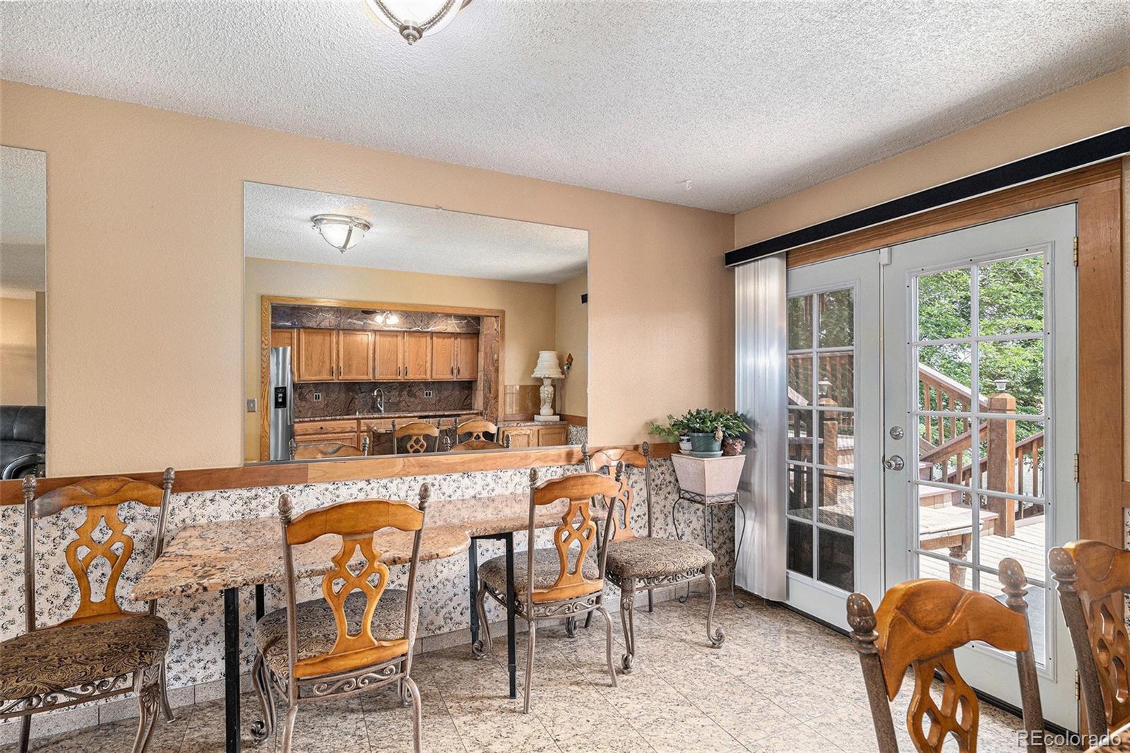 MLS Image #10 for 876 s buchanan street,aurora, Colorado