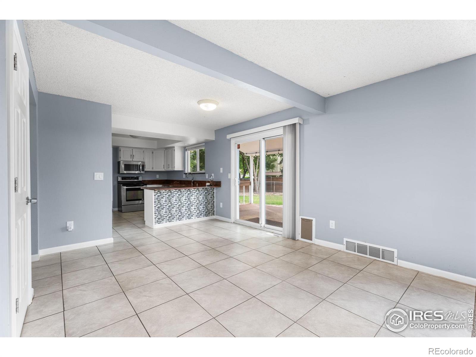 MLS Image #5 for 3036  rustic court,fort collins, Colorado