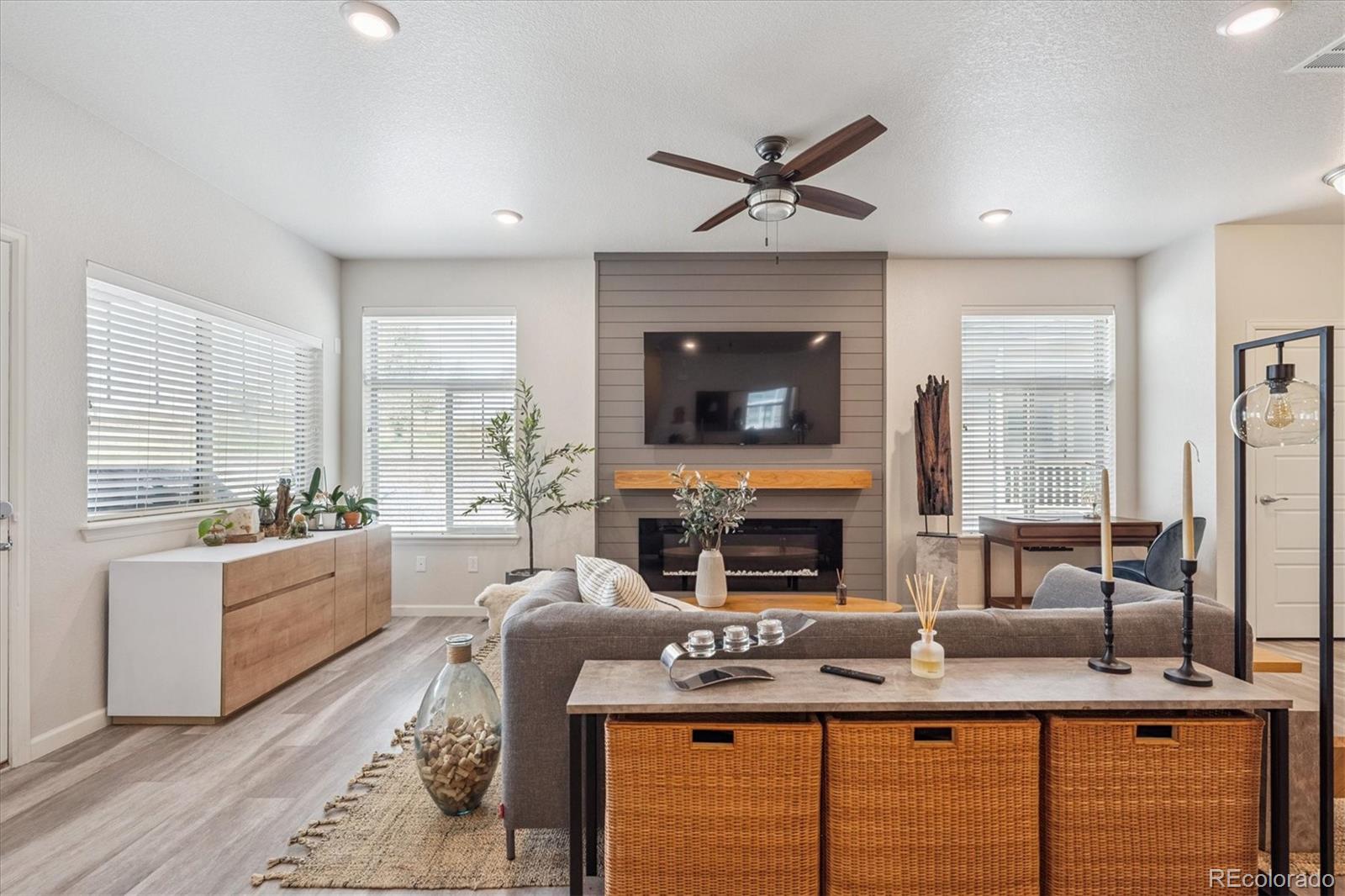 MLS Image #4 for 12609  tamarac street,thornton, Colorado