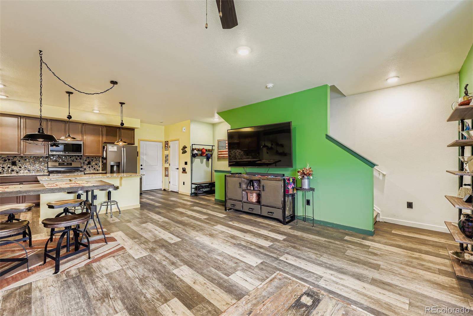 MLS Image #12 for 815 e 98th avenue,thornton, Colorado