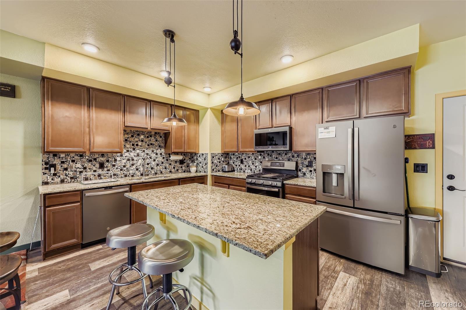 MLS Image #4 for 815 e 98th avenue,thornton, Colorado