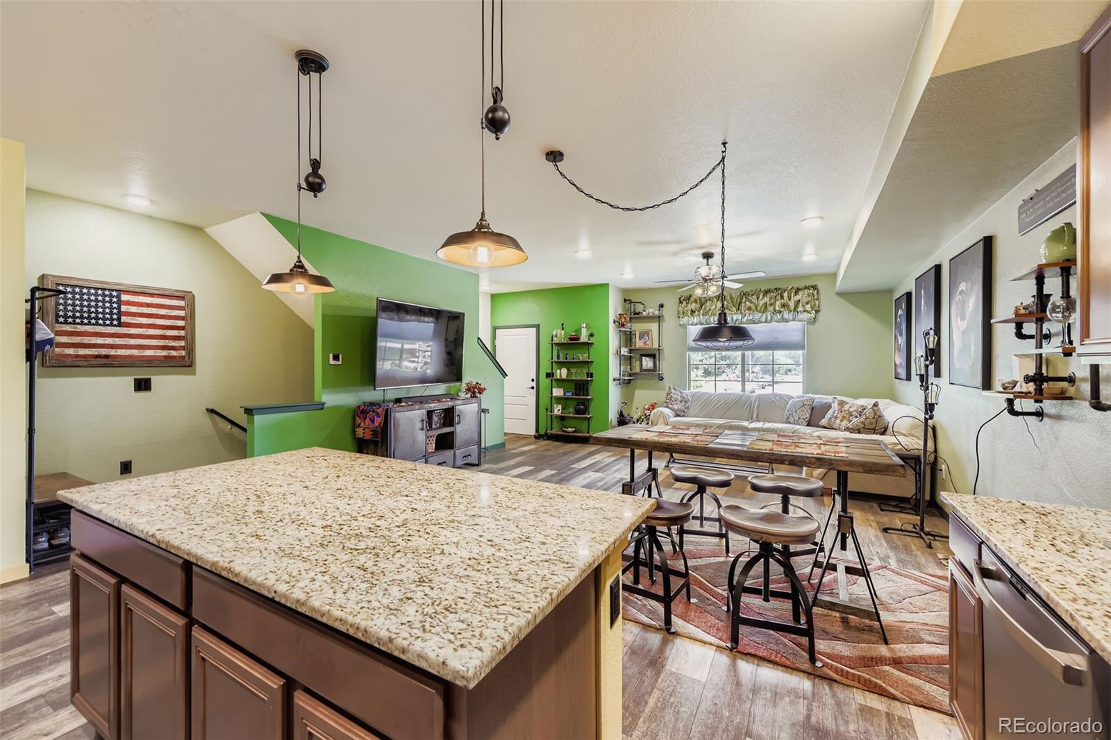 MLS Image #7 for 815 e 98th avenue,thornton, Colorado