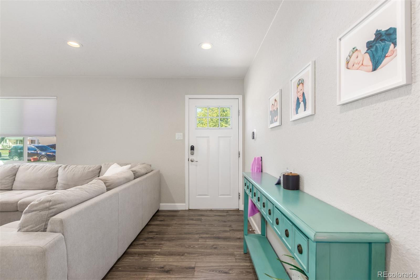 MLS Image #4 for 2330 s irving street,denver, Colorado