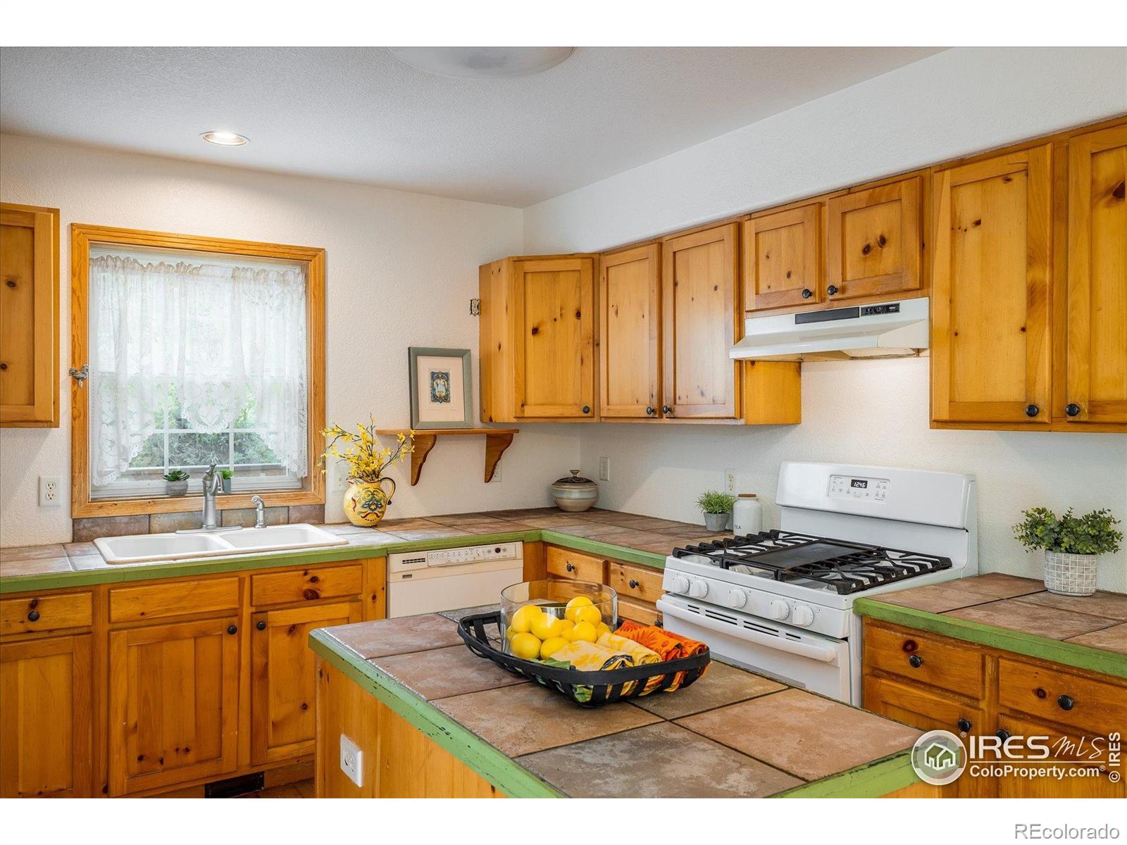 MLS Image #4 for 316  umatilla drive,black hawk, Colorado