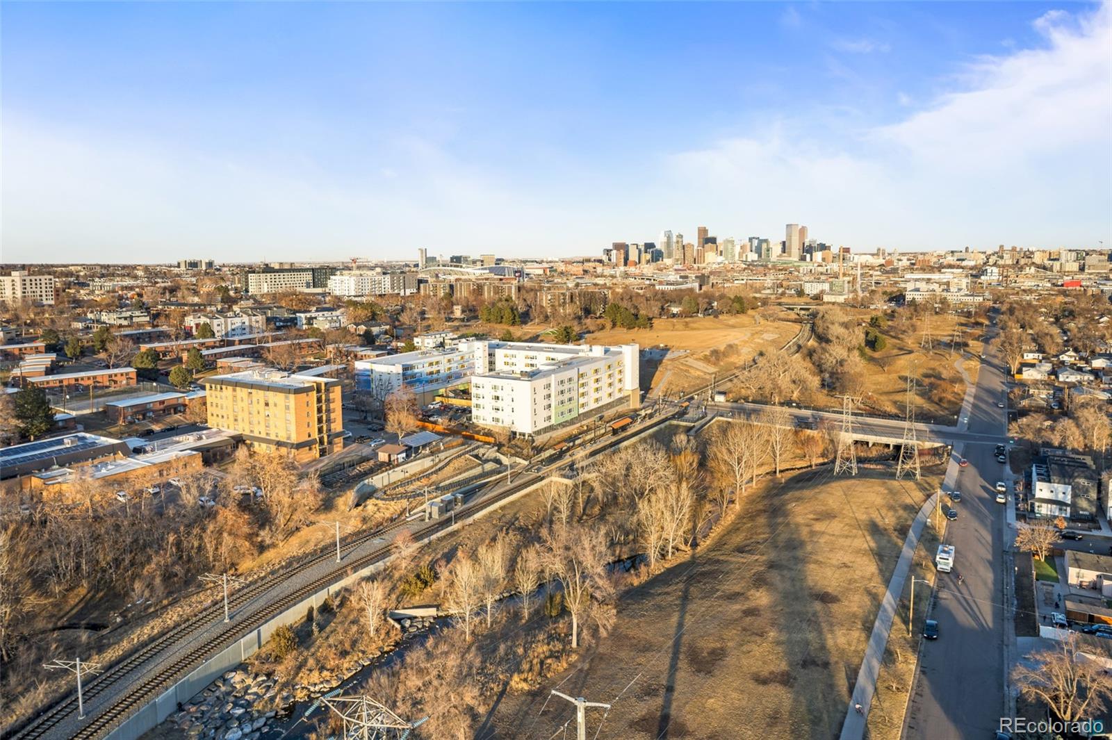 MLS Image #42 for 1047  meade street,denver, Colorado