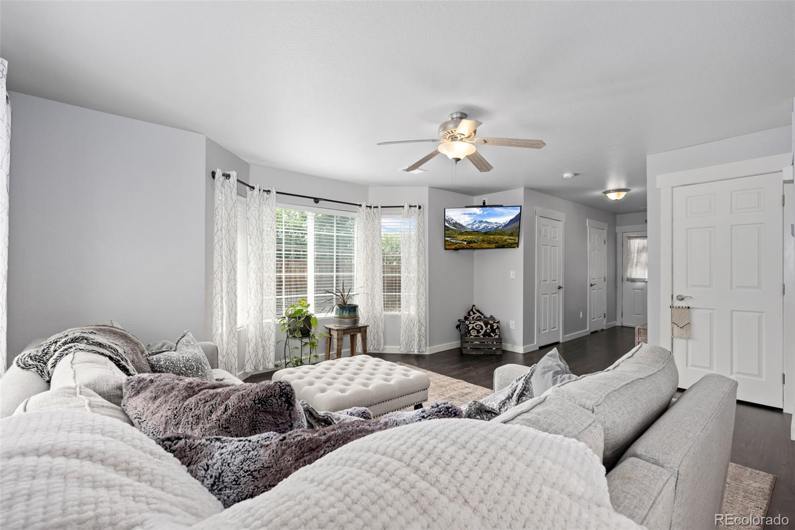 MLS Image #5 for 3934  alcazar drive,castle rock, Colorado