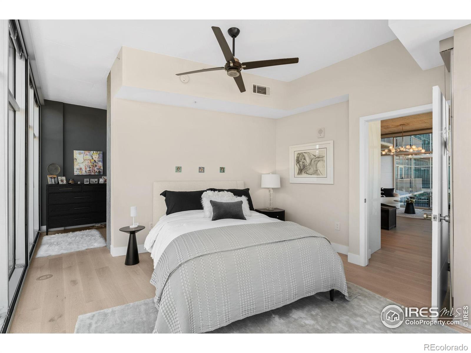 MLS Image #16 for 1700  bassett street,denver, Colorado