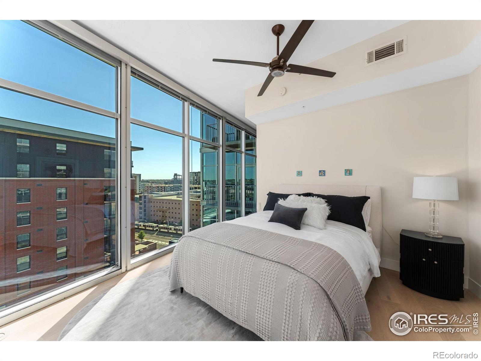 MLS Image #18 for 1700  bassett street,denver, Colorado
