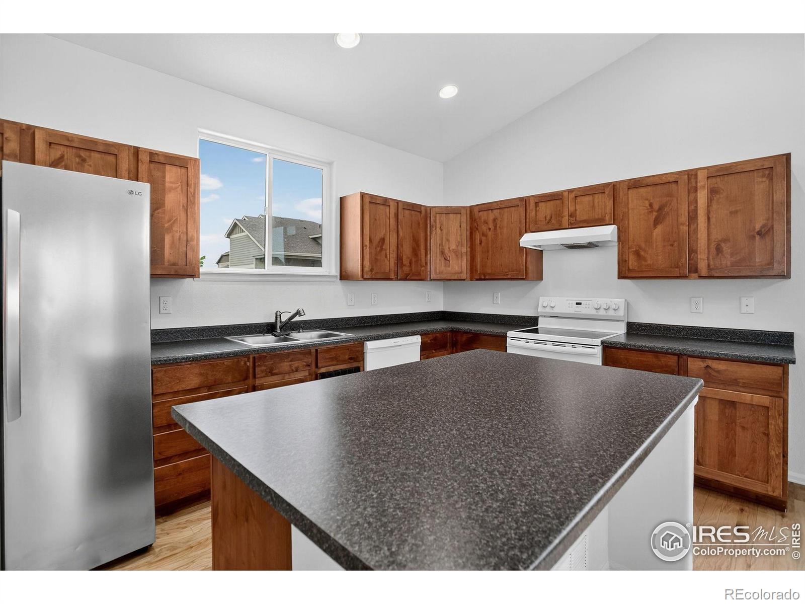 MLS Image #4 for 740  elk mountain drive,severance, Colorado