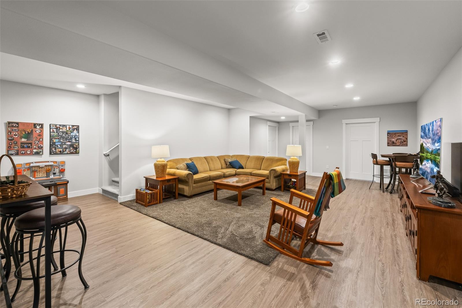 MLS Image #17 for 401  cascade court,johnstown, Colorado