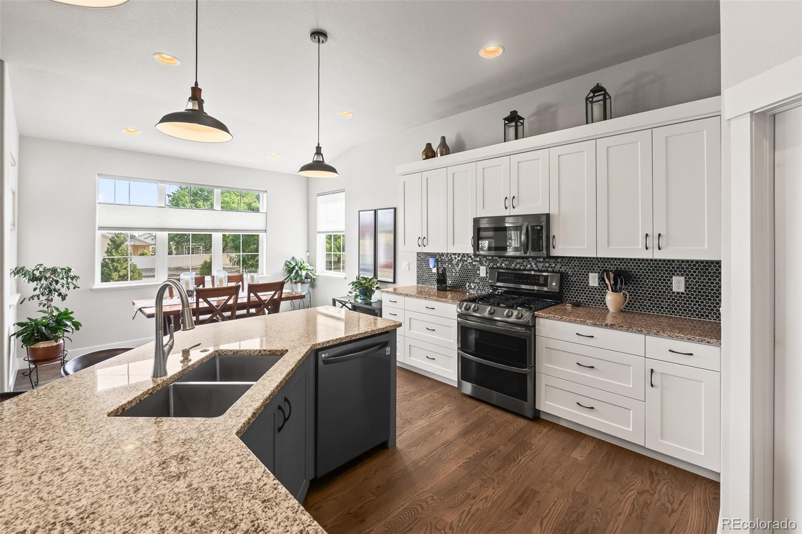 MLS Image #5 for 401  cascade court,johnstown, Colorado