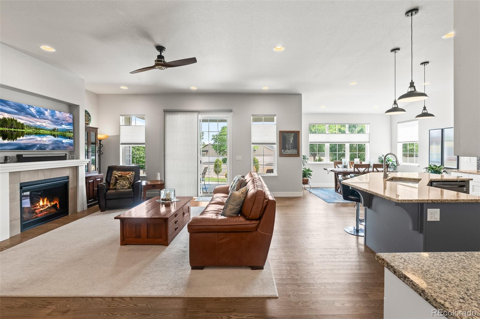 MLS Image #6 for 401  cascade court,johnstown, Colorado